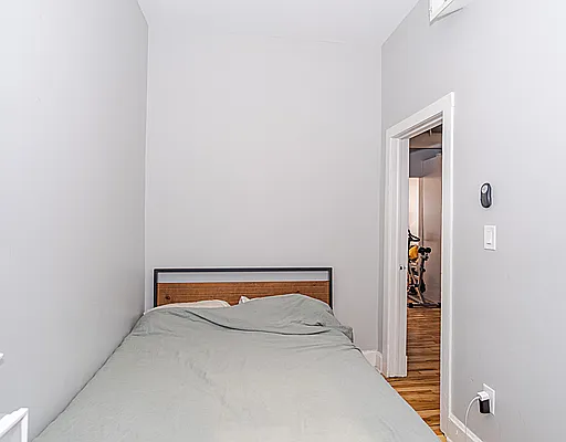 1304 W Ohio St #2F — Photo 7