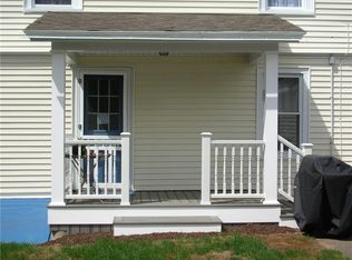 28 Grant St, Enfield, CT 06082