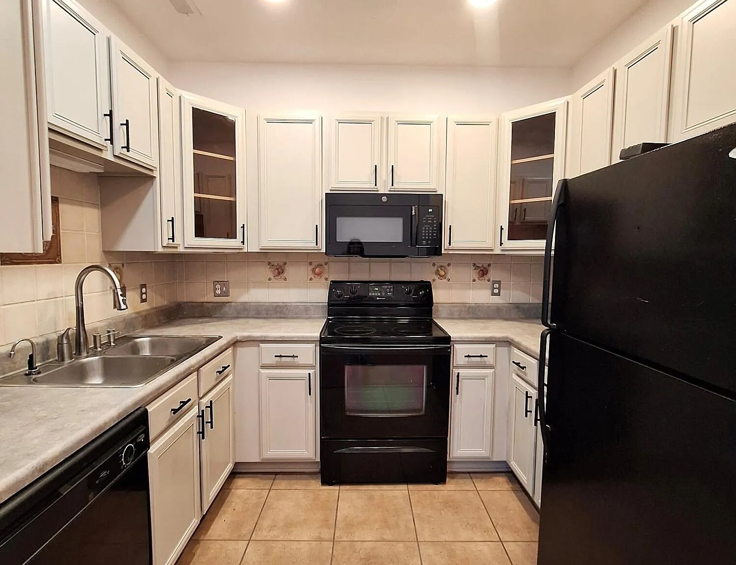 Studio, 2.0 bath, $1,300 — Photo 4