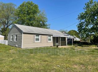 1301 Grimes Rd, Hampton, VA 23663