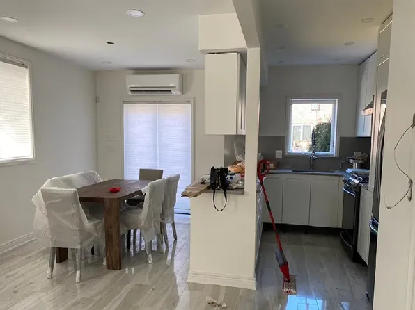 342 Bay 11th Street image 6 of 8