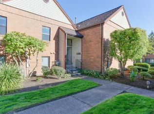 11992 SW Royalty Ct APT 7, King City, OR 97224