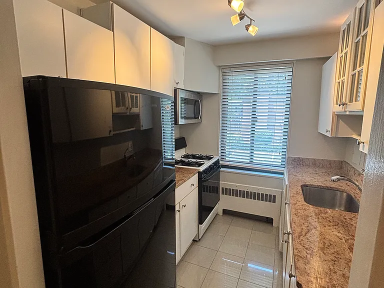 5410 Connecticut Ave NW #215 — Photo 5