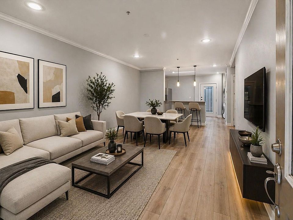 1st image of 3501 Chenevert St APT 7