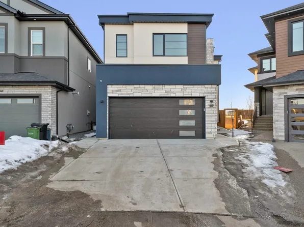 1704 19th St NW, Edmonton, AB T6T 2N1