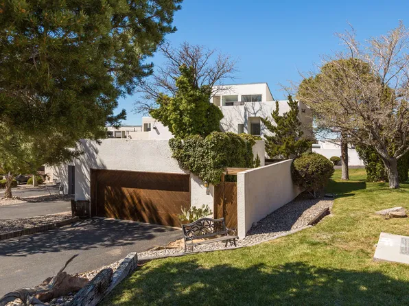 1 La Villita Cir NE, Albuquerque, NM 87112