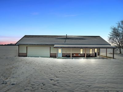 644 27th Ave, Canton, KS, 67428