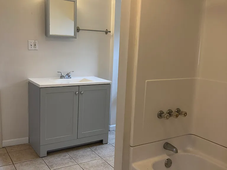 436 Iowa Ave #4 — Photo 7