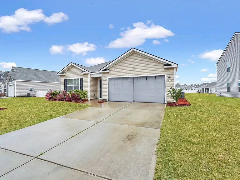 123 Tobago Cir — Photo 3