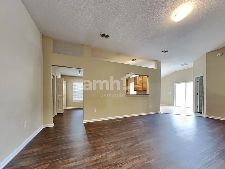 81 Marisco Way — Photo 6