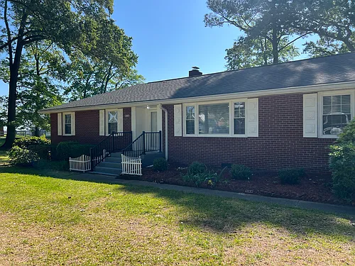 5028 Bay Cir Photo 1