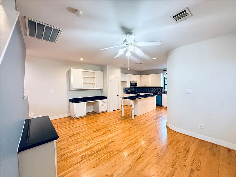 9813 Cynthia Ann Ct — Photo 18