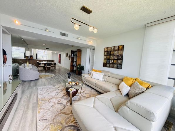 1528 Whitehall Dr APT 405