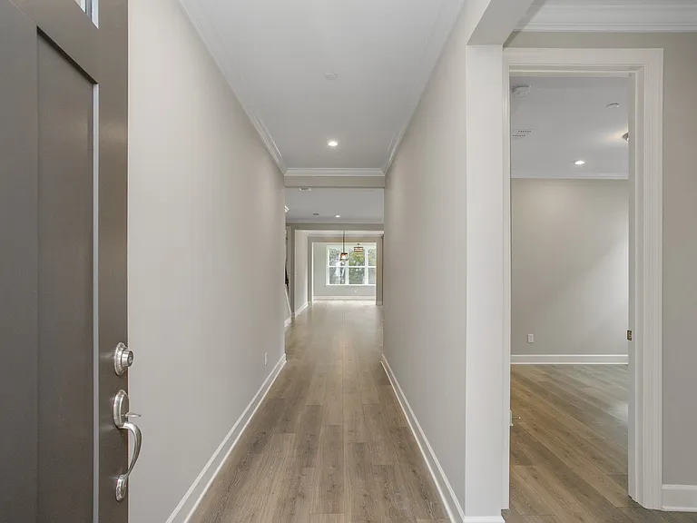 4012 Rosa Dr — Photo 3