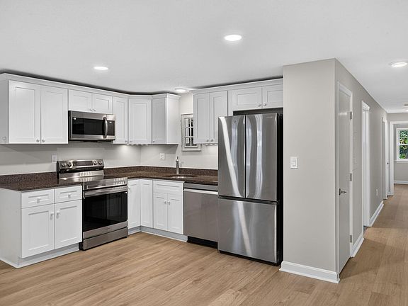 3rd image of 35 Ashumet Road #10A