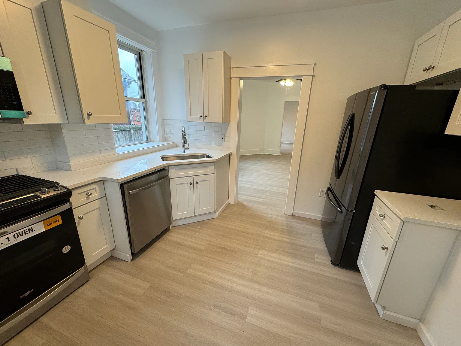 2 bed, 1602 sqft, $1,500 — Photo 2