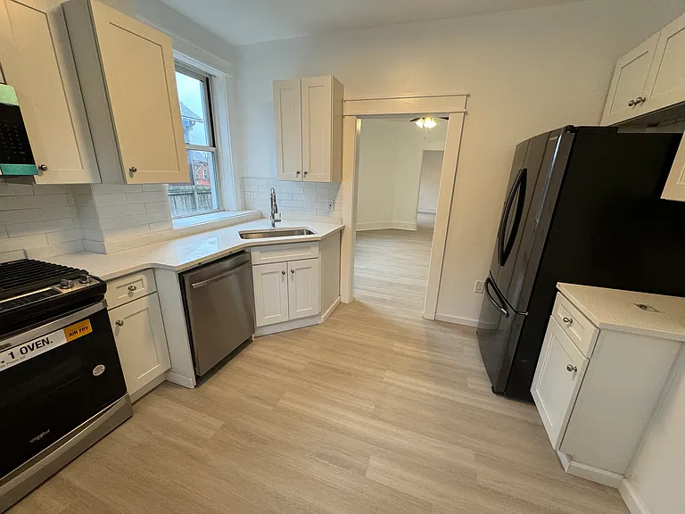 496 Gettysburg St #2 — Photo 2