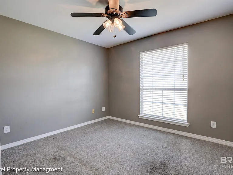 15307 Hearthstone Dr — Photo 10