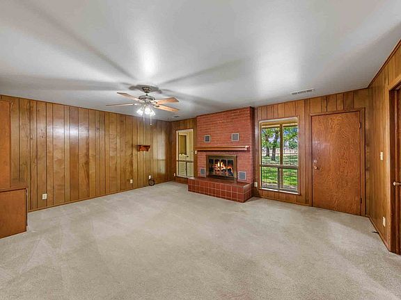 5th image of 221 Pyka Rd