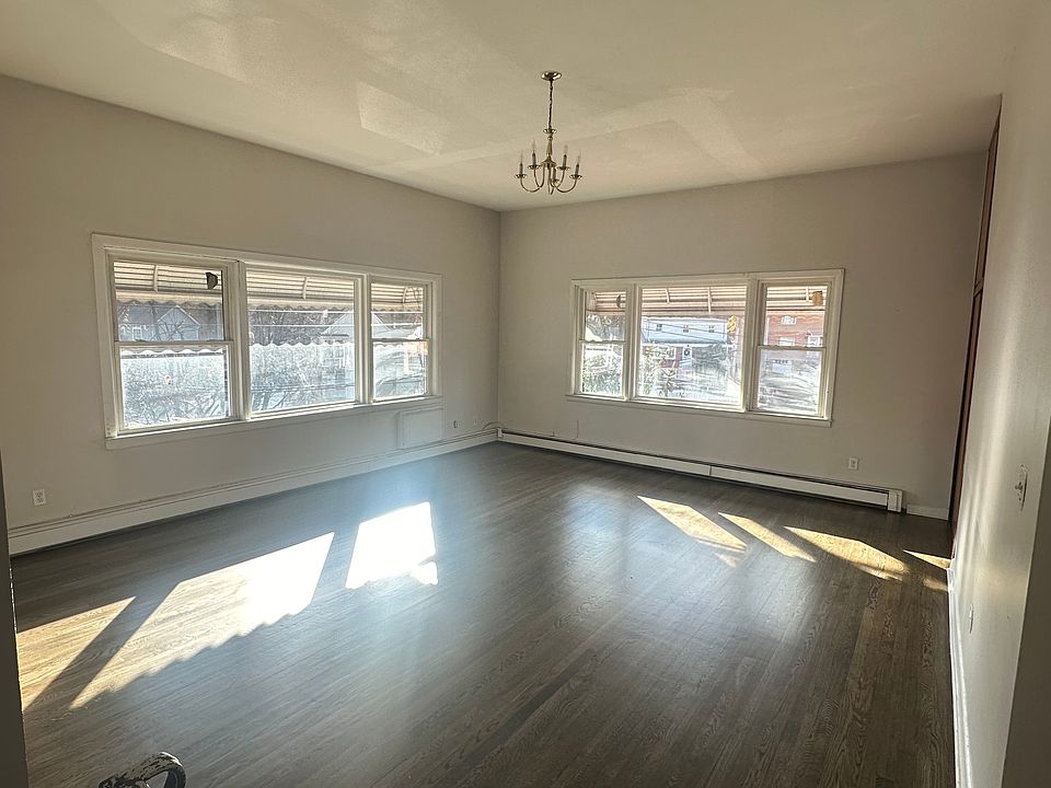 1st image of 316 McLean Ave Floor 2