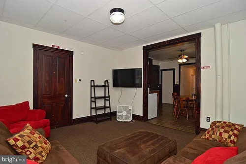 216 Greenwich St Photo 1
