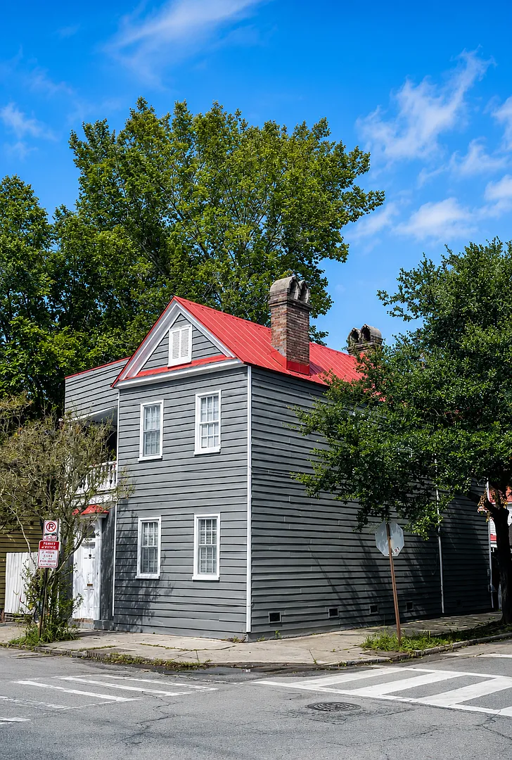 5 Bedroom 2.5 Bath Home close to CofC and MUSC — Photo 3