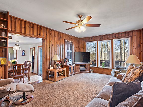2nd image of 5 Crest Dr