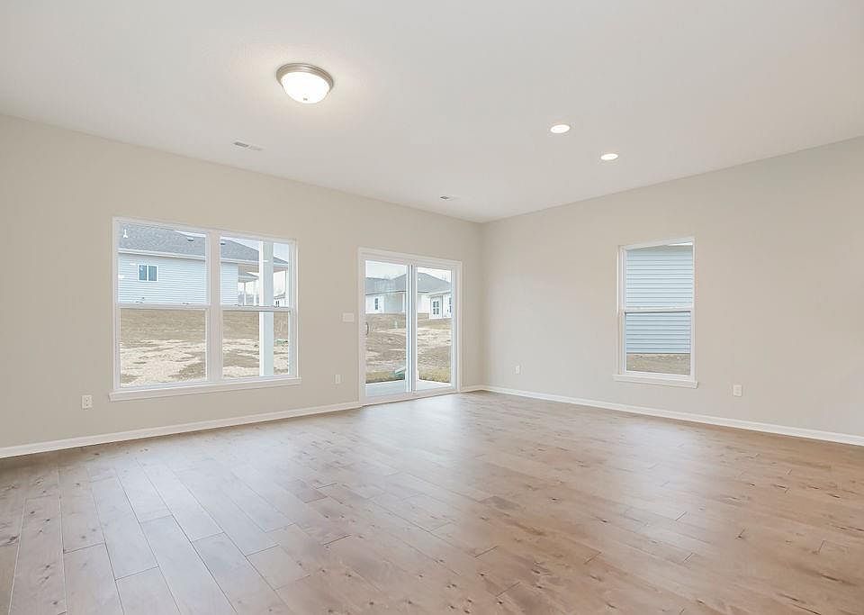 12233 N Pomona Ave, Kansas City, MO 64163 MLS 2454943 Zillow