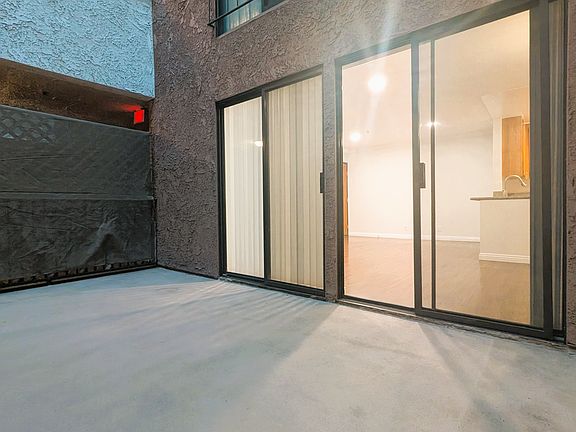 Downstairs unit internal unit has a large patio!