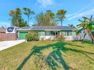 5373 Woodland Dr, Delray Beach, FL 33484