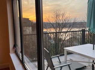 27 Main St APT 3, Dobbs Ferry, NY 10522