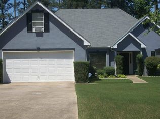 270 Woodland Ridge Cir, Covington, GA 30016