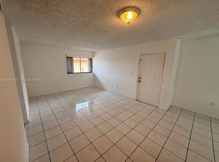 2745 W 61st Pl APT 204, Hialeah, FL 33016
