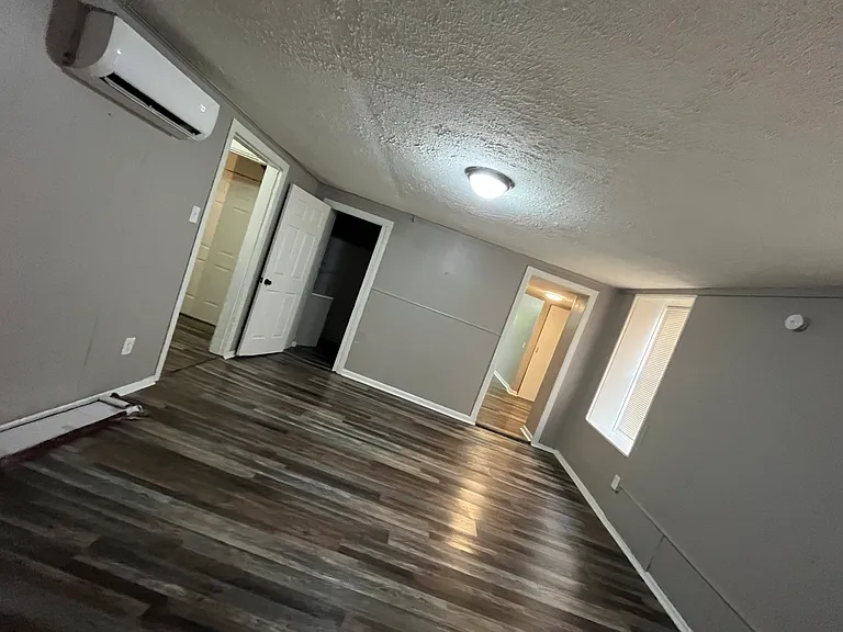 810 Montague Rd #3 — Photo 4