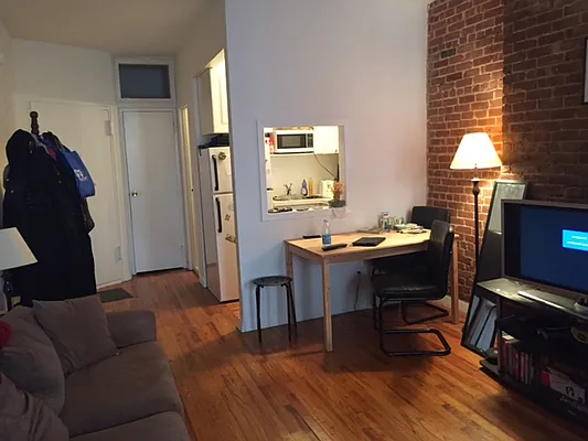 Rented by Keller Williams NYC | media 7