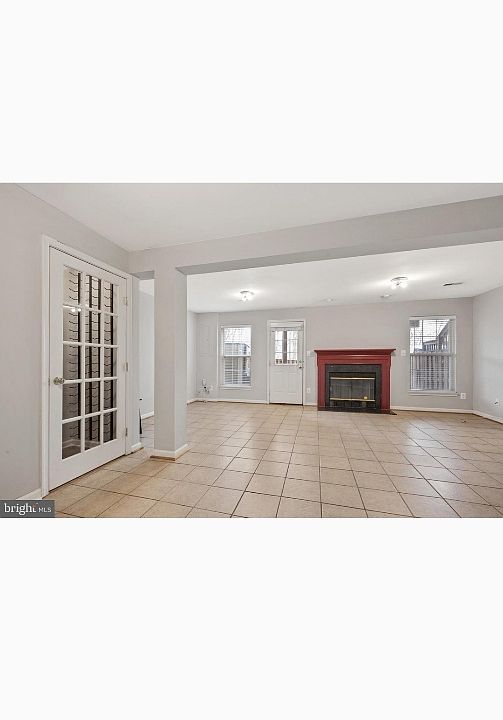 1st image of 2596 Sylvan Moor Ln #1