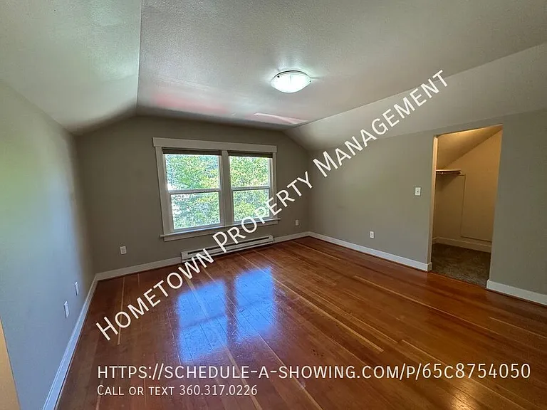 6231 Martin Way E — Photo 28