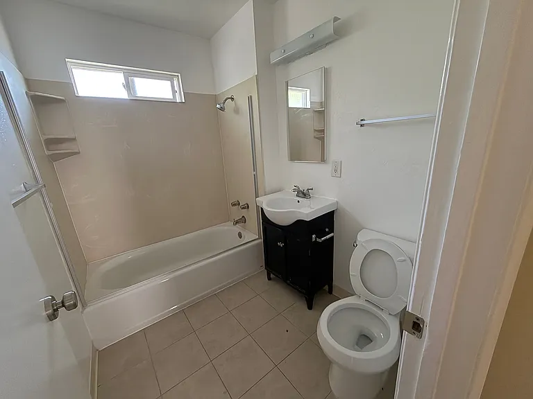 6119 Montecito Blvd #11 — Photo 7