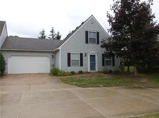 3549 E Prescott Cir, Cuyahoga Falls, OH 44223