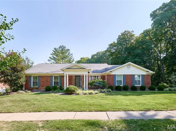 14455 Tealcrest Dr, Chesterfield, MO 63017