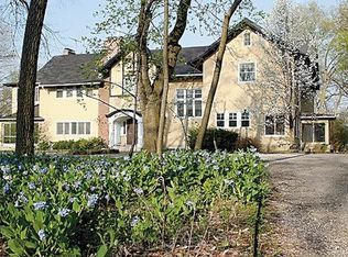 1210 S Batavia Ave, Geneva, IL 60134