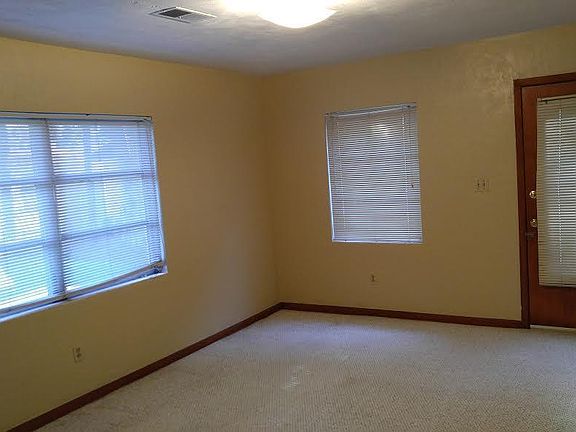 5th image of 3425 NE 10th St