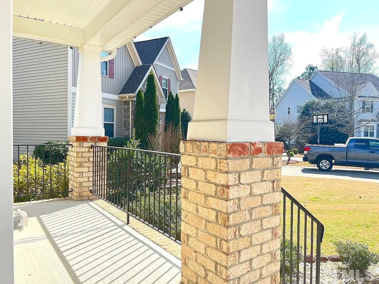 4 Bedroom Single Family RDU RTP — Photo 3