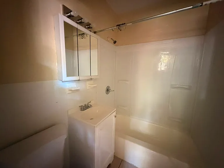 152 Fountain St #1SH — Photo 3
