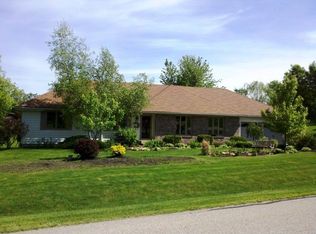 7627 Thistle Ridge Rd, Roscoe, IL 61073