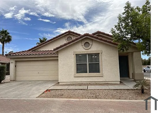2403 E Palm Beach Dr — Photo 23