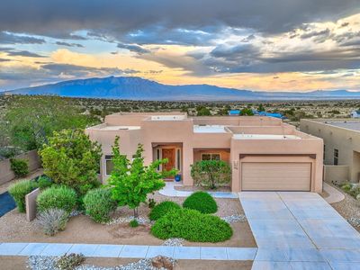 2745 La Luz Cir NE, Rio Rancho, NM, 87144