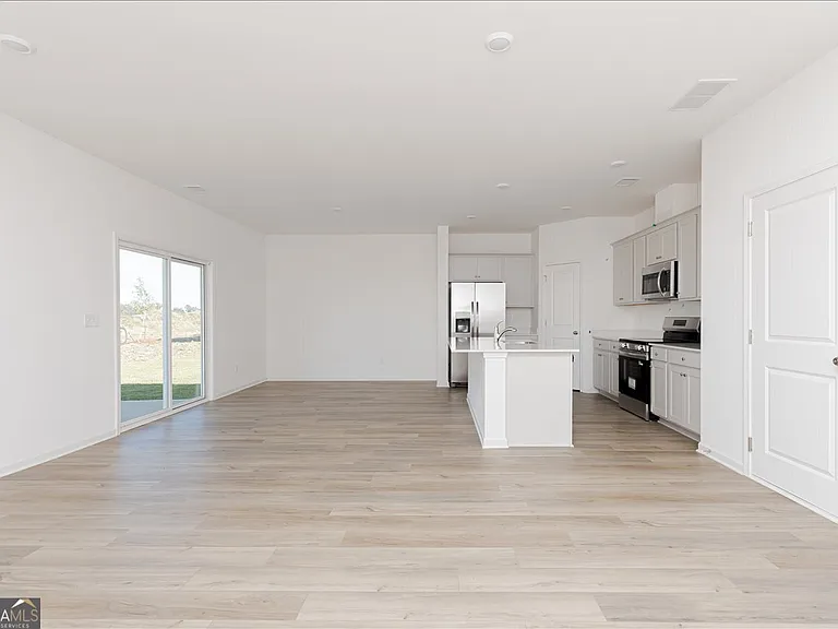 218 Hickory Ridge Trl — Photo 11
