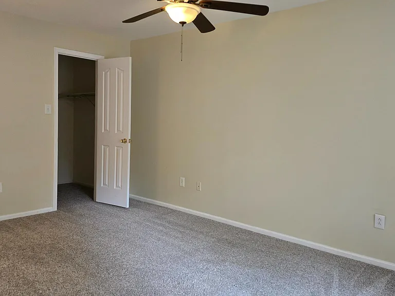 208 Foxmeadow Dr #208 — Photo 11