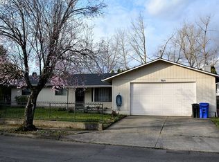 2446 NE Fleming Ter, Gresham, OR 97030